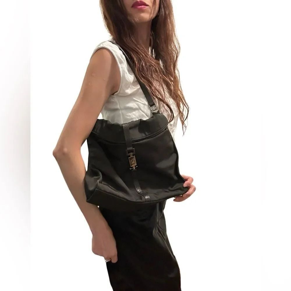 Gucci Black Shoulder Jackie Bag with piston lock